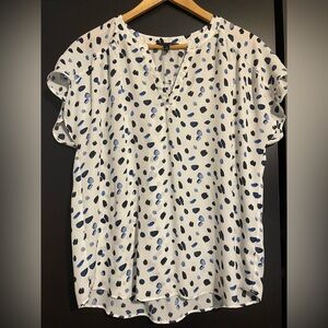 Banana Republic Cream and Blue Abstract Blouse